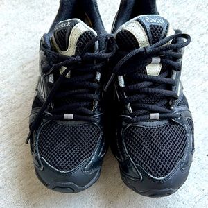 Size 7 Reebok black Easytone